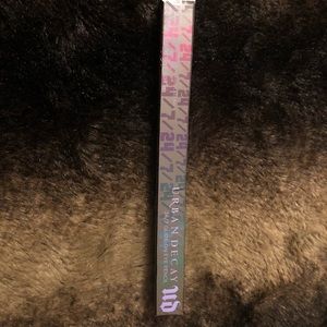Lucky shade urban Decay 24/7 eyeliner